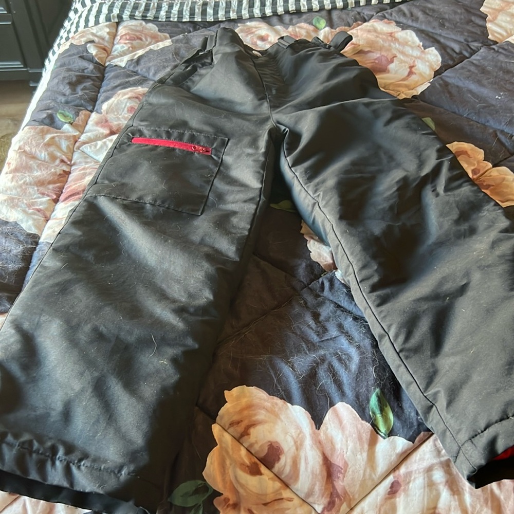 Swiss tech ski pants New WOT. Child 6-7
